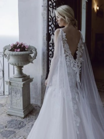 Ricca Sposa ODYSSEY (GOWN | CAPE) #1 IVNU thumbnail