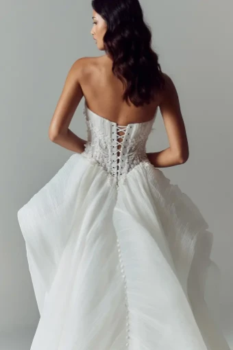 Evie Young BLYTHE #2 Iv thumbnail